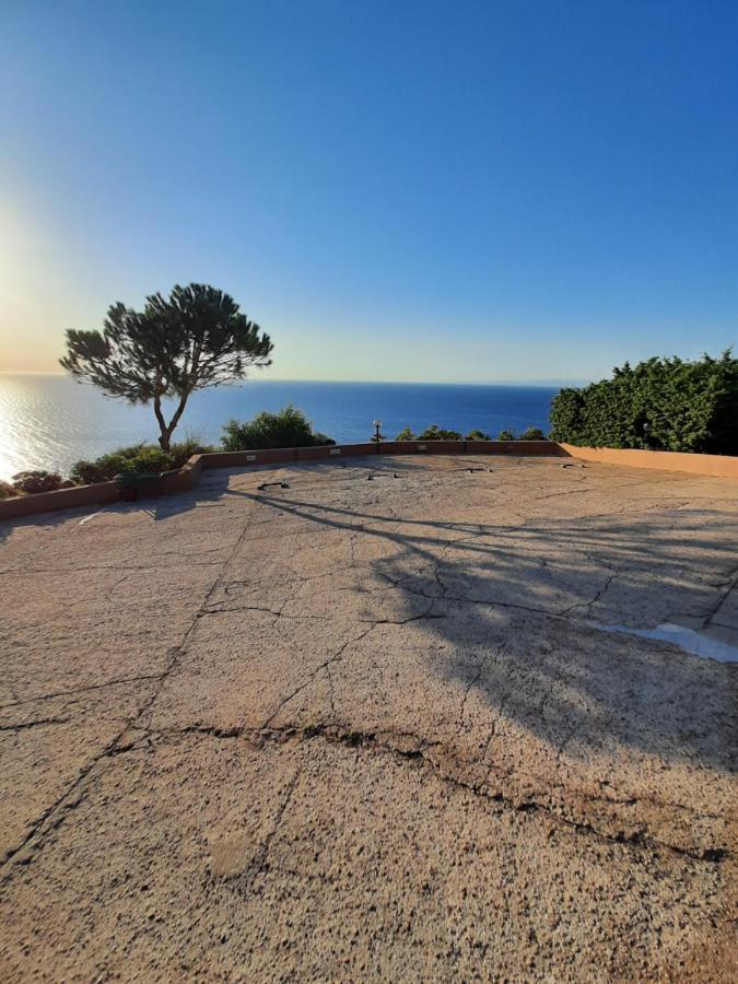 Villino Vista Mare Διαμέρισμα Costa Paradiso Εξωτερικό φωτογραφία